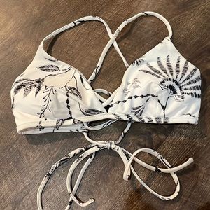 Athleta swim top